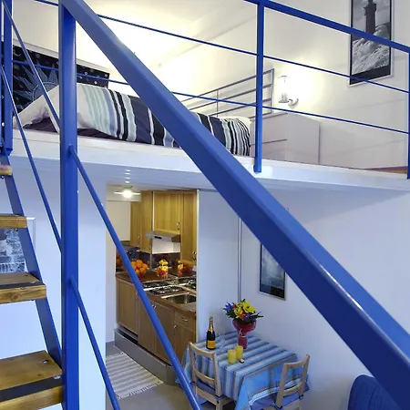 Romalighthouse Apartman *